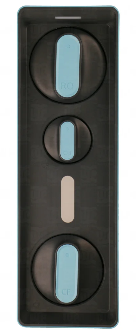 Façade avant d’un osmoseur avec ses commandes